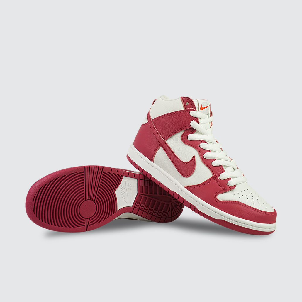 ナイキ　DUNK HIGH PRO ISO SWEET BEET