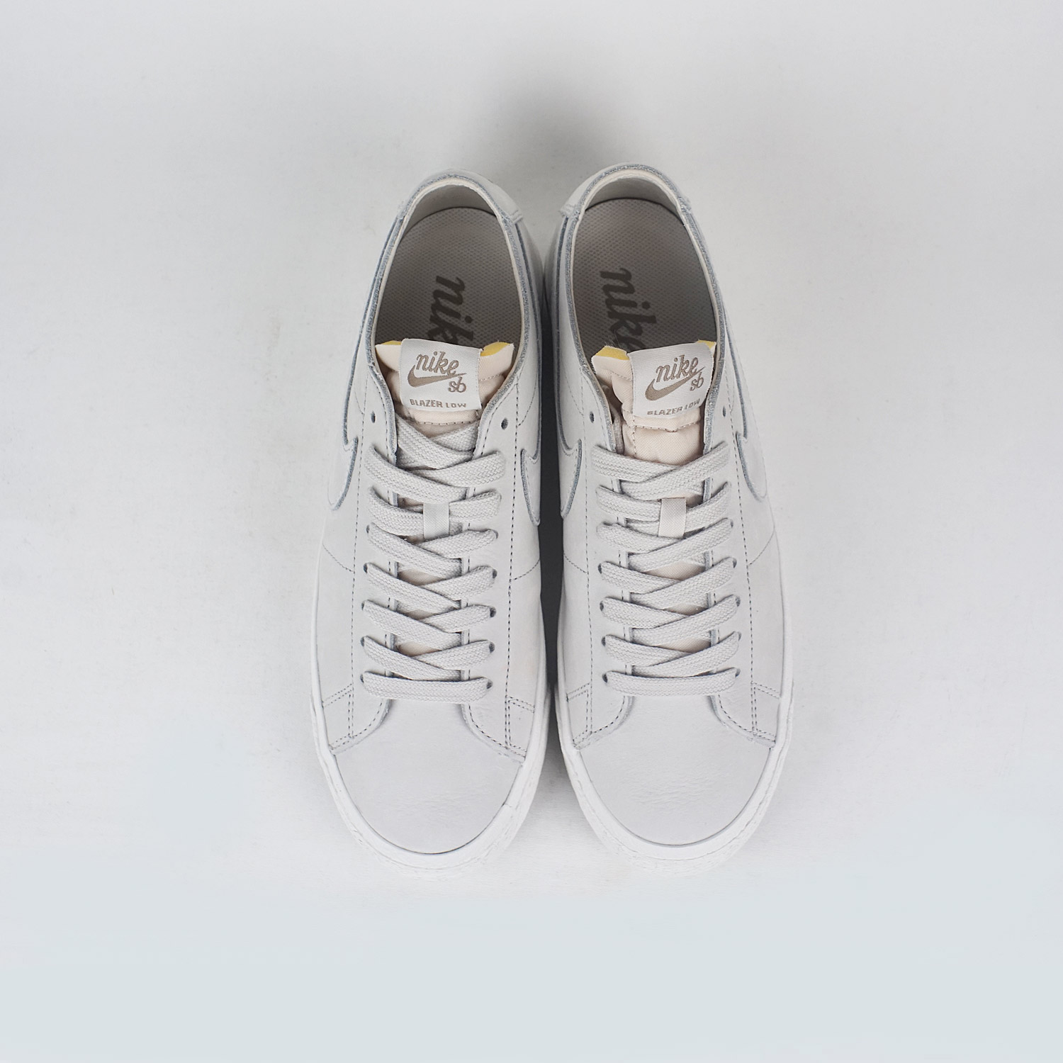 nike sb zoom blazer low deconstructed black