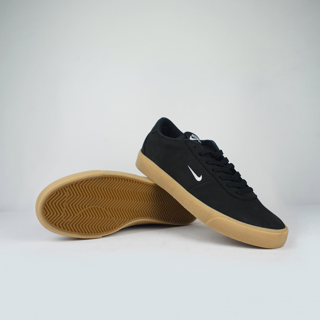 Black Safety Shoes With Orange Sole Black Safety Shoes With Orange Sole