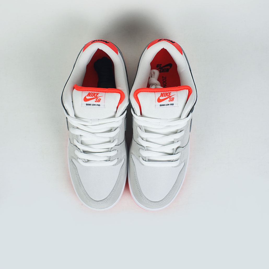 nike dunks neutral