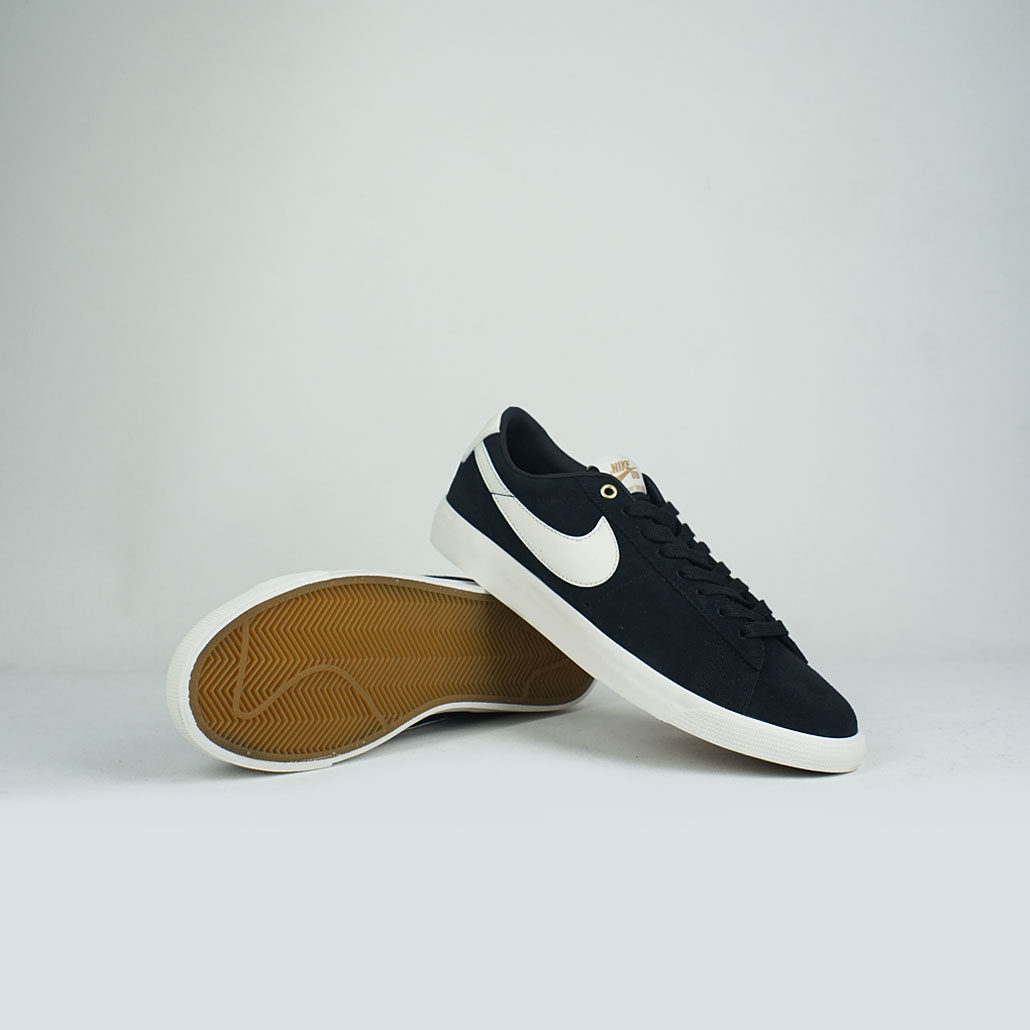 Nike Sb Zoom Blazer Low Gt Black Sail Lobby Online Skateshop