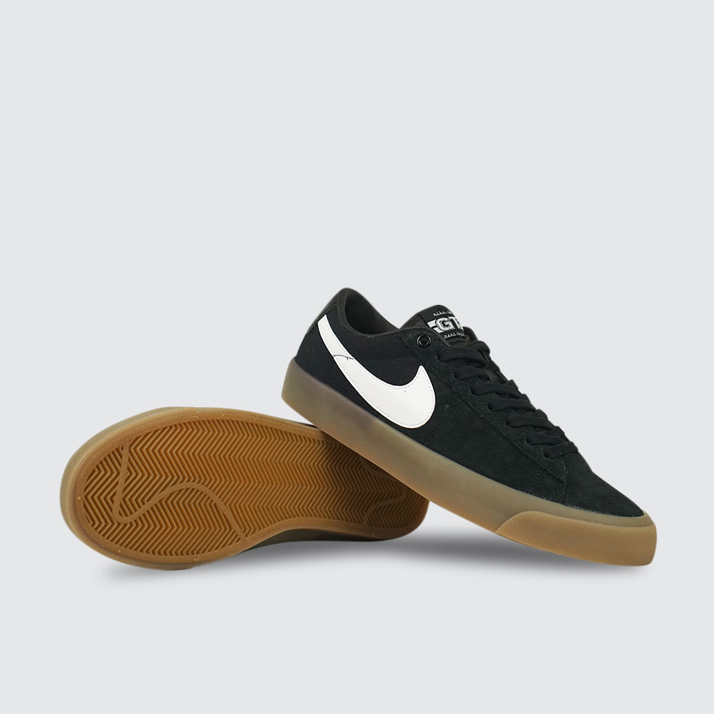 Nike SB Zoom Blazer Low Pro GT Black/White-Black-White - LOBBY Online  Skateshop