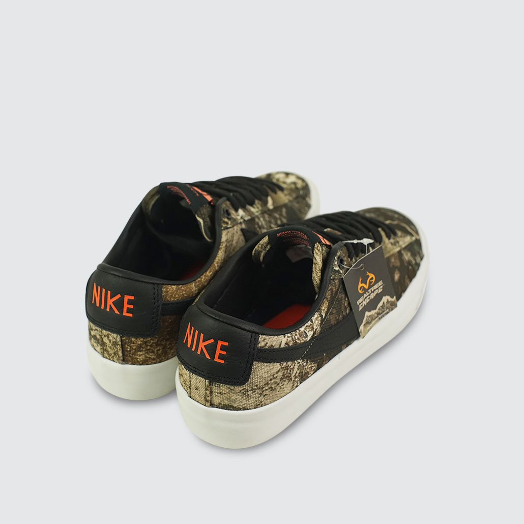 stussy nike sb zoom blazer low qs
