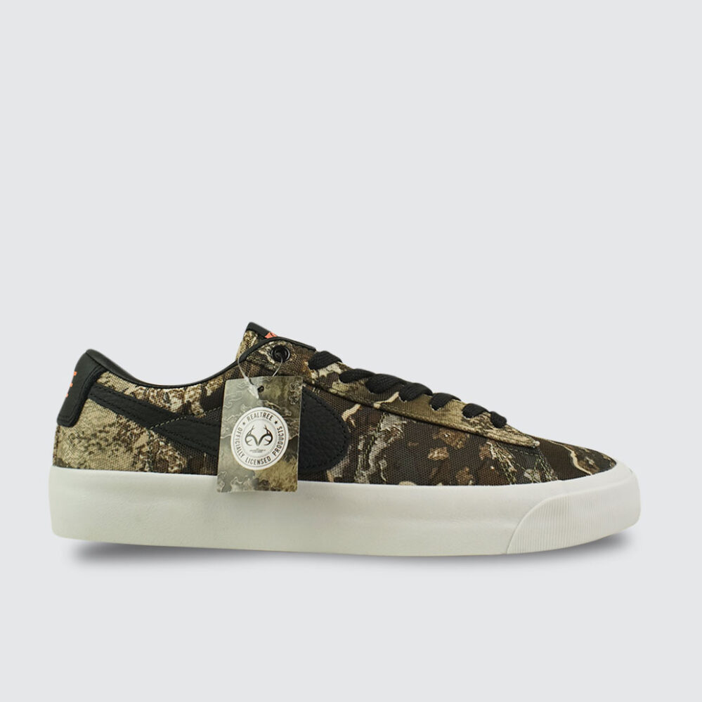 stussy nike sb zoom blazer low qs