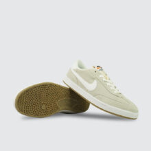 Nike SB FC Classic Summit White/Summit White-White Nike SB FC Classic Summit White/Summit White-White