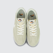 Nike SB FC Classic Summit White/Summit White-White Nike SB FC Classic Summit White/Summit White-White