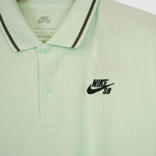 Nike SB Oympia Alexis Agnostic Kit S/S Polo Barely Green/Black Nike SB Oympia Alexis Agnostic Kit S/S Polo Barely Green/Black