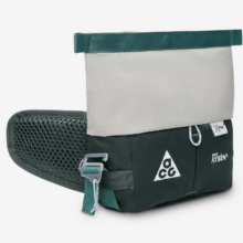 Nike ACG Aysén Waistpack Vintage Green/Light Iron Ore/White
