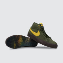 Nike SB Zoom Blazer Mid QS x Anti Hero Rough Green/Amarillo-Rough Green Nike SB Zoom Blazer Mid QS x Anti Hero Rough Green/Amarillo-Rough Green
