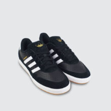 Adidas Tyshawn II CBLACK/FTWWH/GUM4 Adidas Tyshawn II CBLACK/FTWWH/GUM4