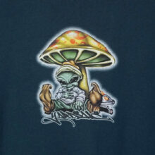 Yardsale Golden Teacher T-Shirt Navy Yardsale Golden Teacher T-Shirt Navy