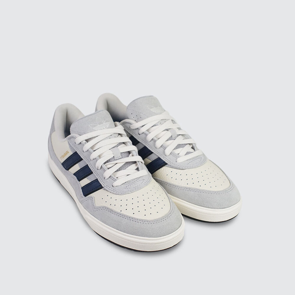 Adidas Tyshawn II GRETWO/CONAVY/CWHITE Adidas Tyshawn II GRETWO/CONAVY/CWHITE