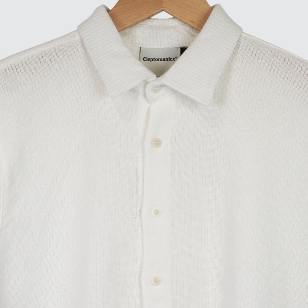 Cleptomanicx Lost Island Shirt White Cleptomanicx Lost Island Shirt White