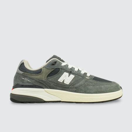 New Balance Numeric Andrew Reynolds 933 Grey/White New Balance Numeric Andrew Reynolds 933 Grey/White