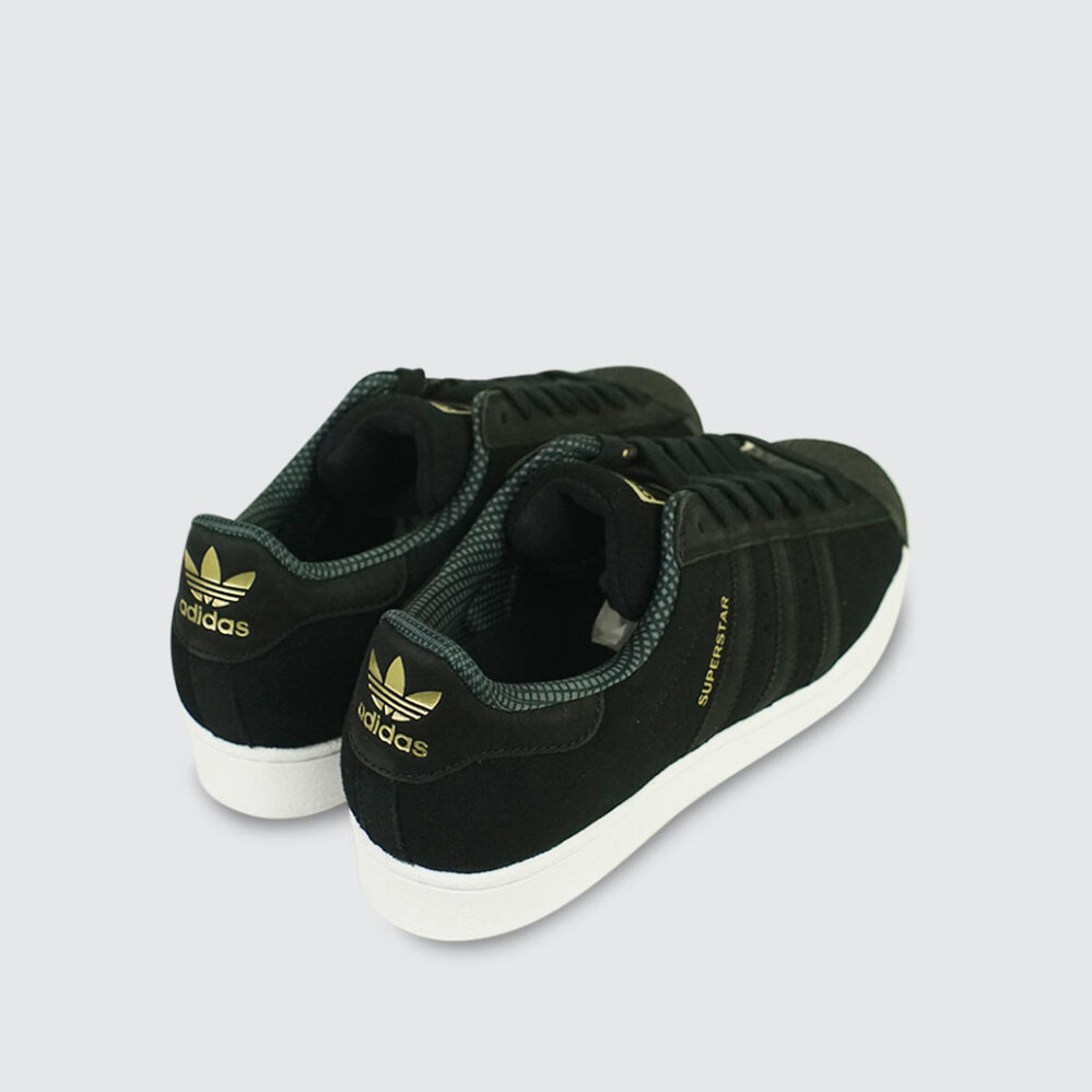 Adidas Superstar ADV CBLACK/CBLACK/FTWHT Adidas Superstar ADV CBLACK/CBLACK/FTWHT