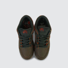 Nike SB Dunk Low Pro ”Krampus” Dk Smoke Grey/Campfire Orange-Black