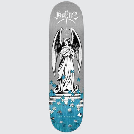 Real Skateboards Hayley Pieces TF 8.25″ Real Skateboards Hayley Pieces TF 8.25″