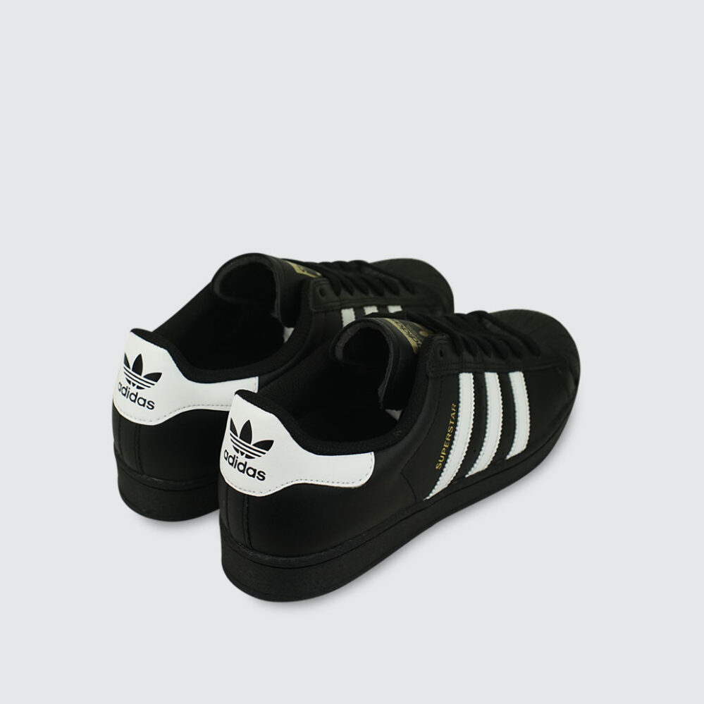 Adidas Superstar ADV CBLACK/ FTWWHT/ FTWWHT Adidas Superstar ADV CBLACK/ FTWWHT/ FTWWHT