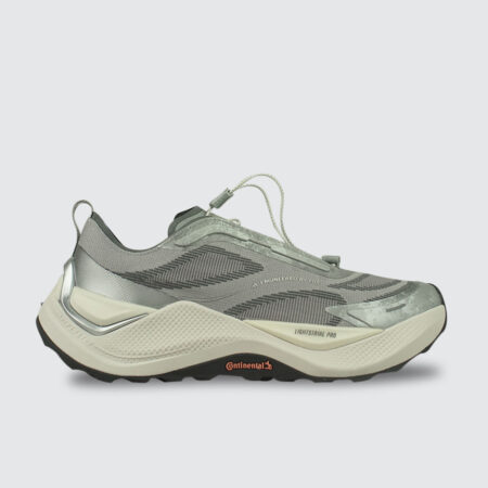 Adidas Holo Peak CBLACK/IRON/FTWWHT Adidas Holo Peak CBLACK/IRON/FTWWHT