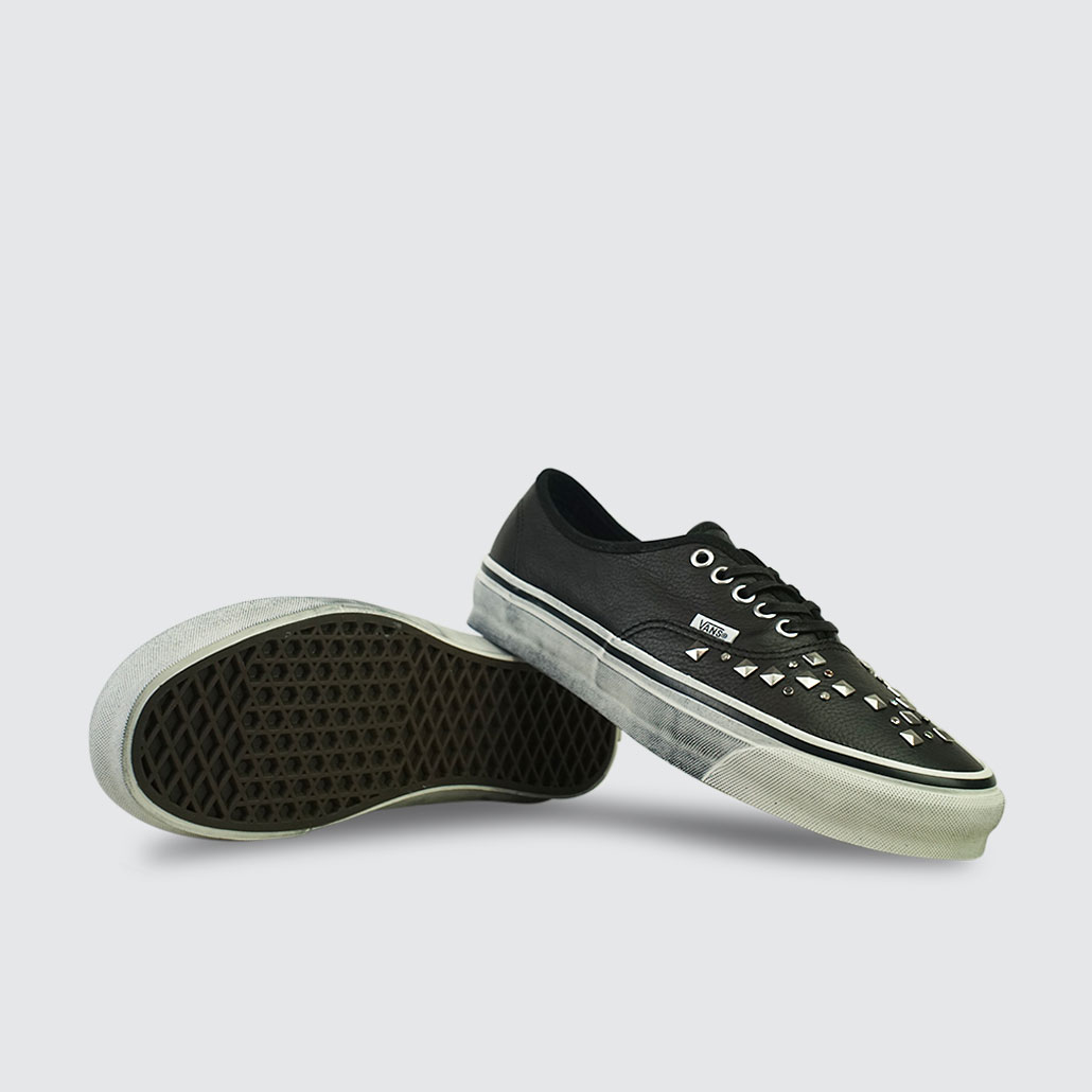 Vans LX Authentic 44 Combat Black Vans LX Authentic 44 Combat Black