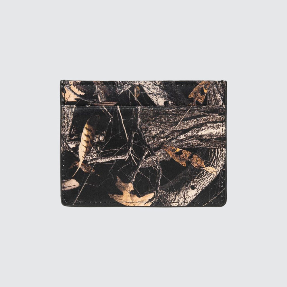 Carhartt WIP Vegas Cardholder Cow Leather Camo Feather Tree, Black/Silver